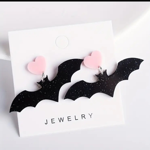 Sparkly Black Bat with Pink Hearts Halloween Earrings - Picture 1 of 5